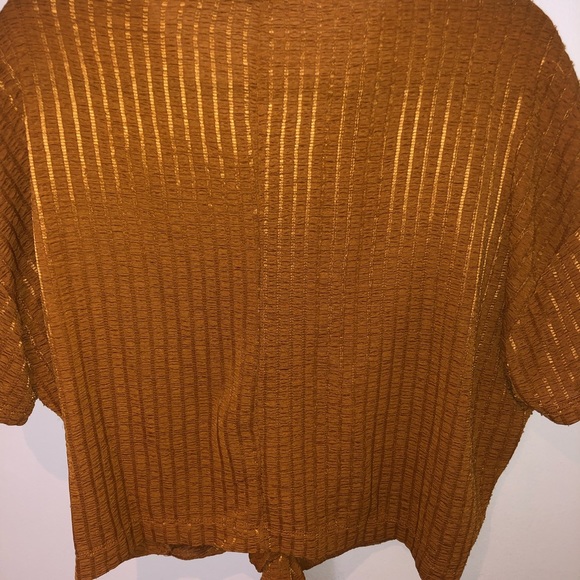 Zara Tie Front Top - Picture 2 of 2